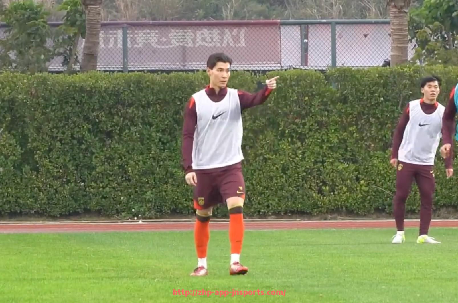 江南体育APP下载-CBA联赛中真的有中国足球运动员吗?