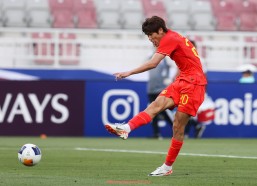 江南体育APP下载-不同直播平台在世俱杯赛事转播中的对比分析报告